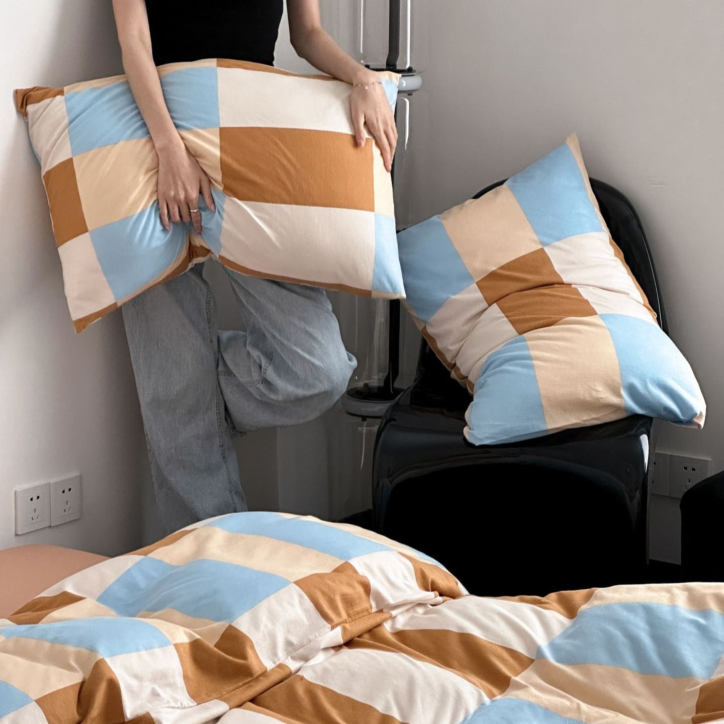 Funky Checkered Bedding Set