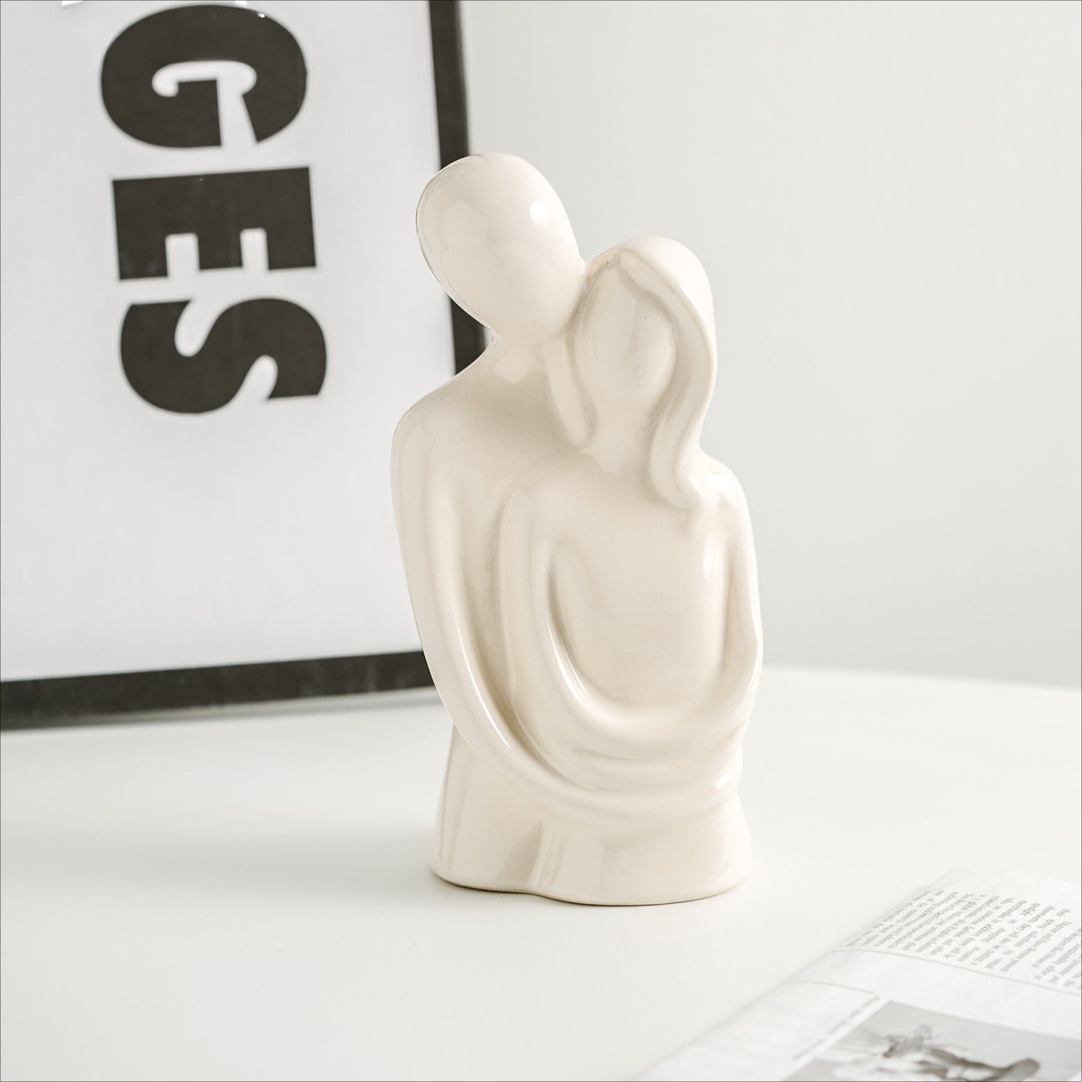 Hugging Couple Ceramic Decor