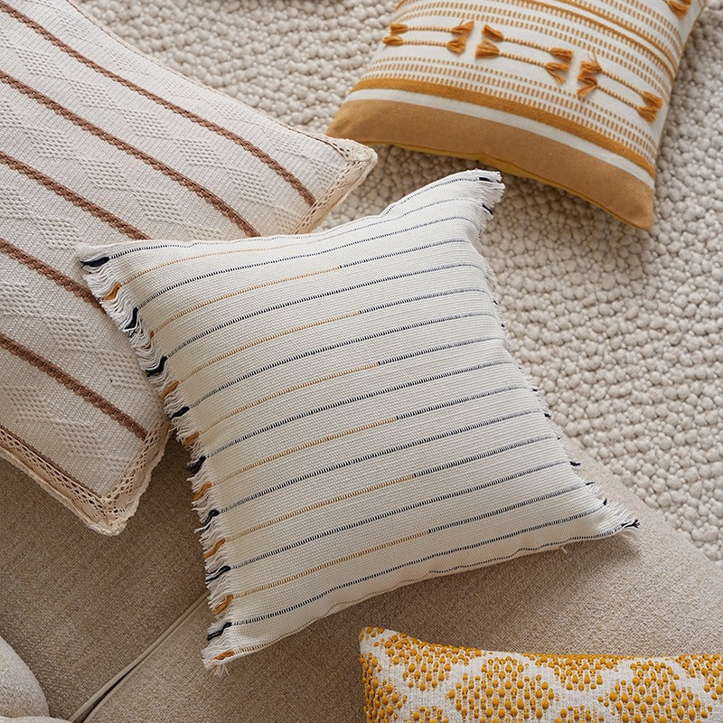 Sunny Weave Cushion