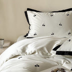 Black Line Bedding Set - Cherry