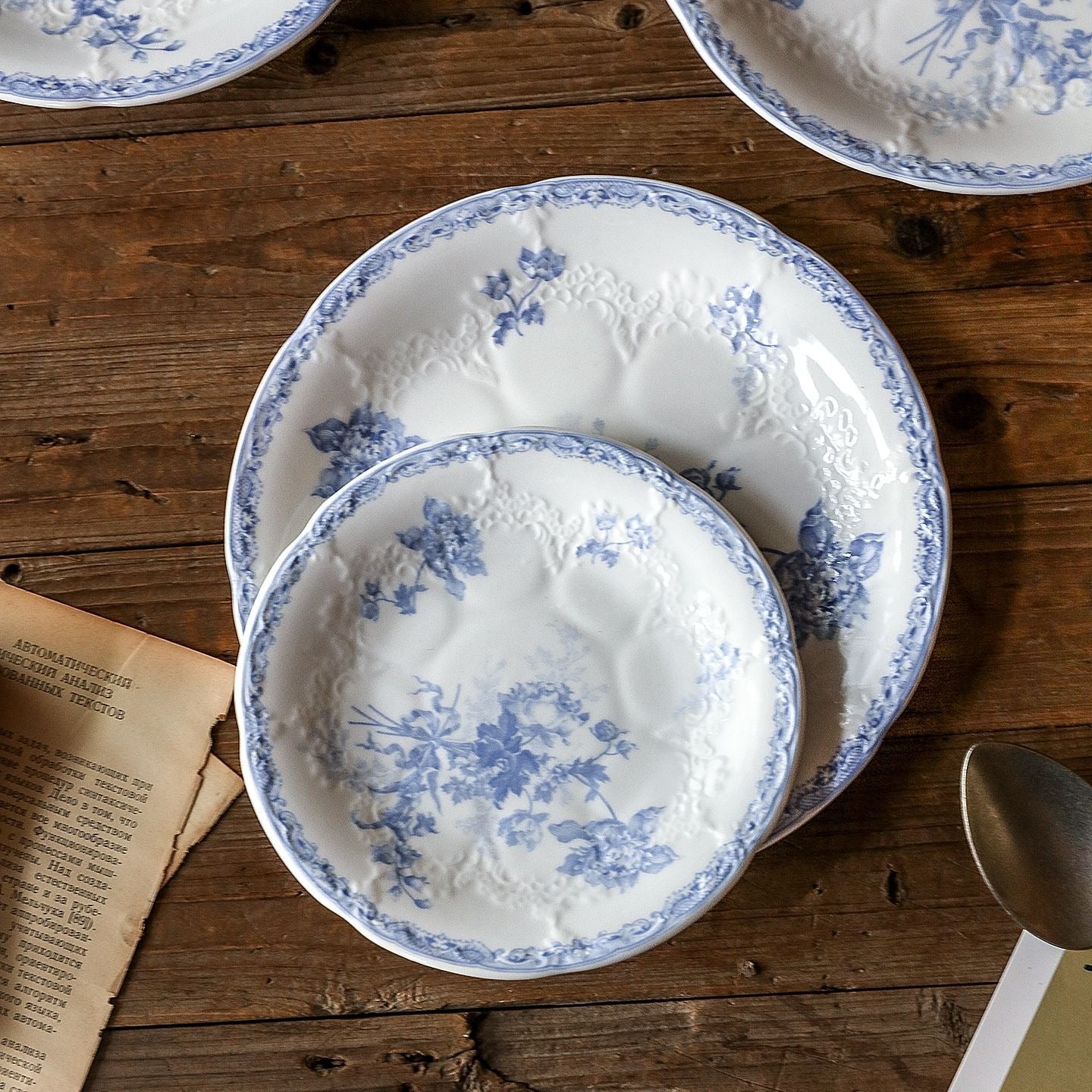 Delft Blue Bouquet Plate