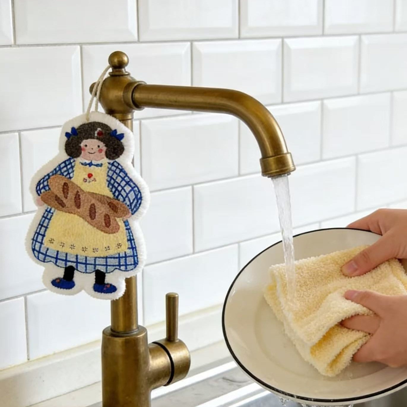 Bread Girl Dish Sponge Set