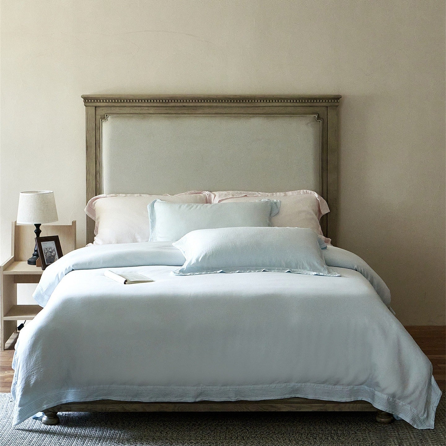 Dreamline Stitch Lyocell Bedding Set