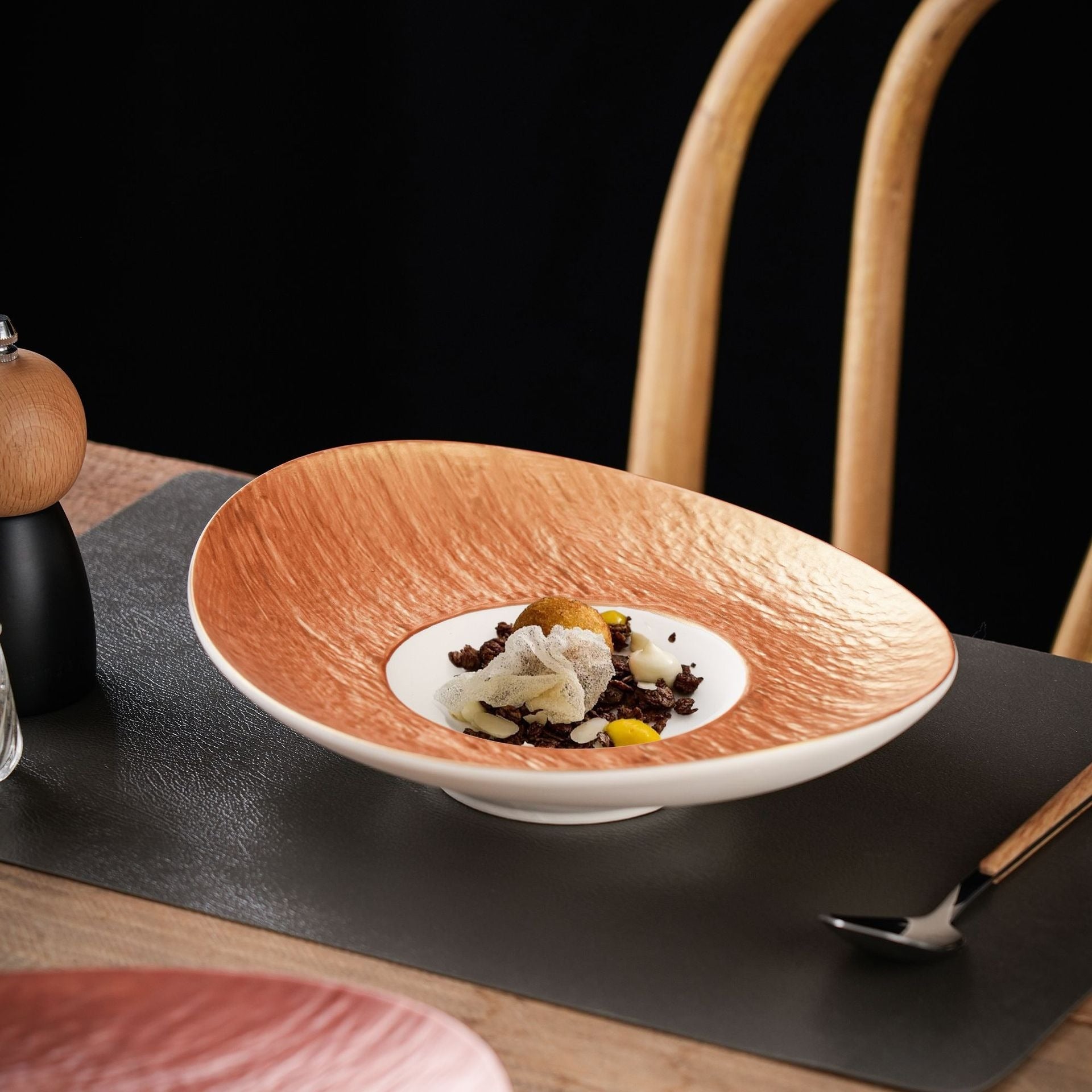 Artline Oval Plate