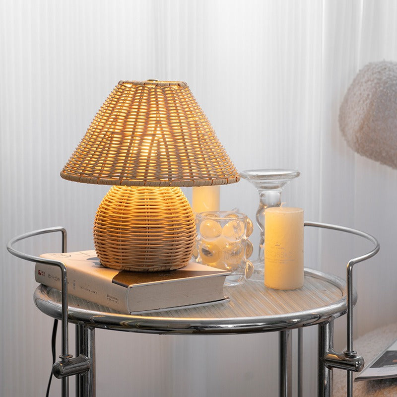 Cottage Rattan Glow Lamp