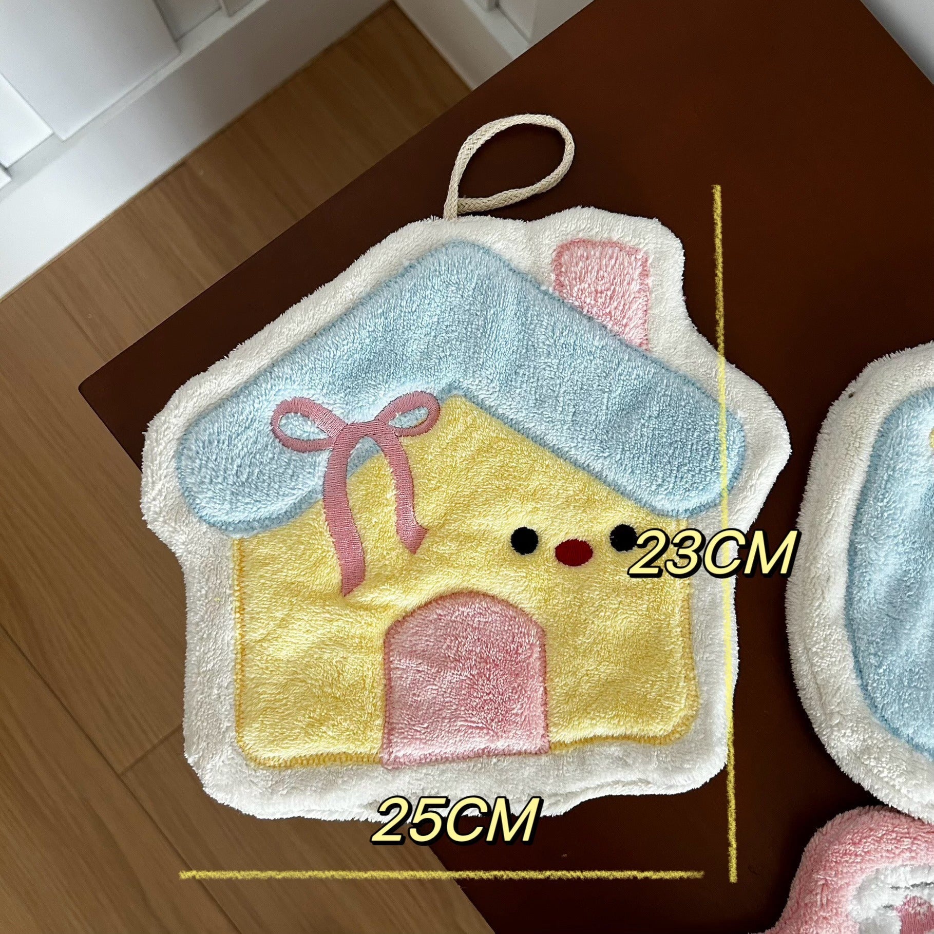 Petite Paradise Hanging Hand Towel Set