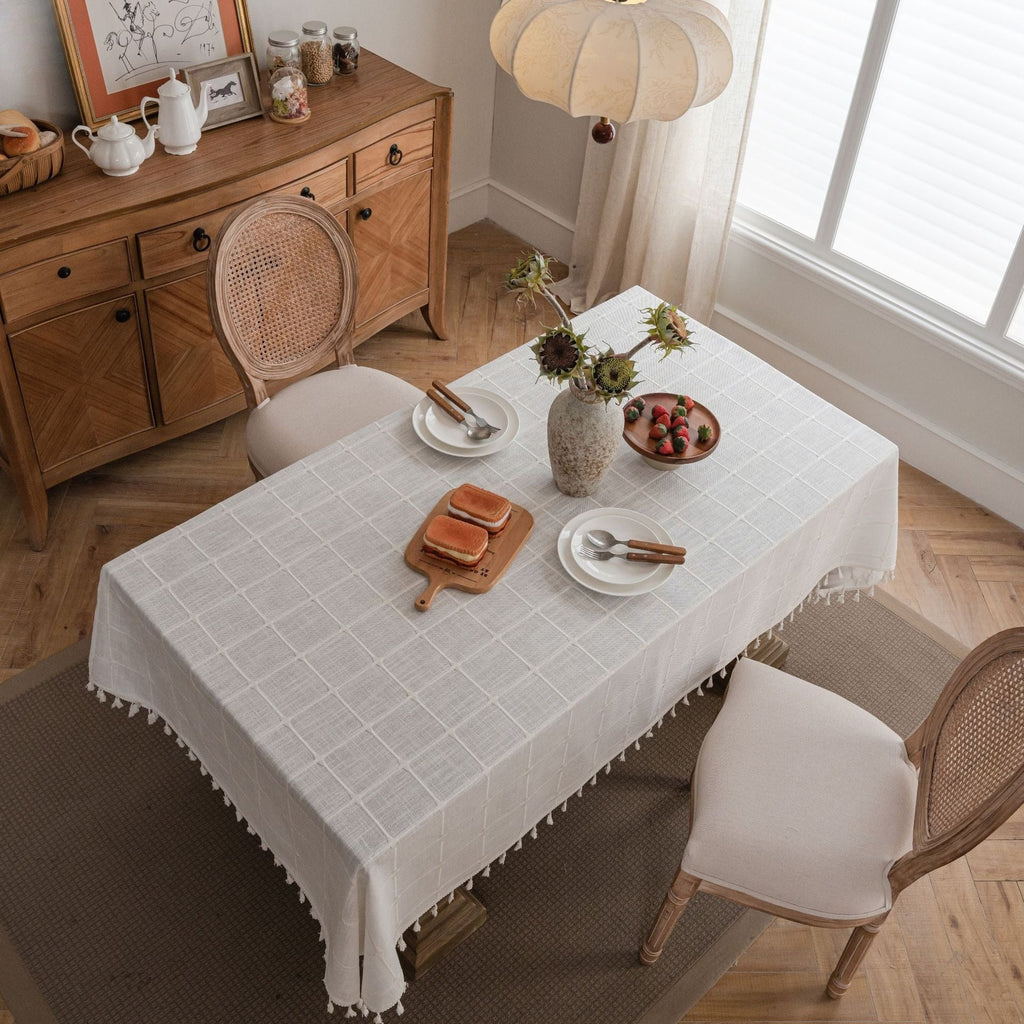Farmhouse Lattice Tablecloth