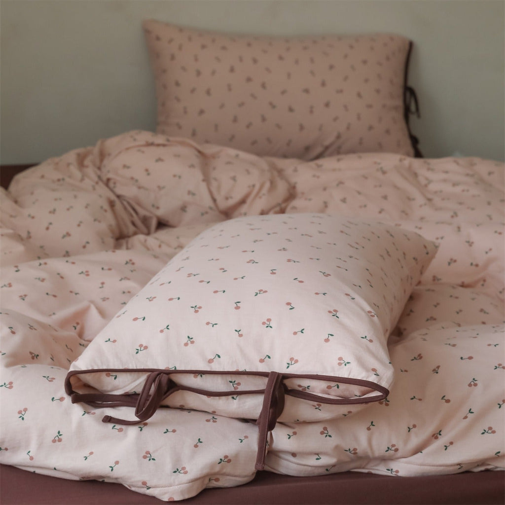 Cherry Ribbon Bedding Set