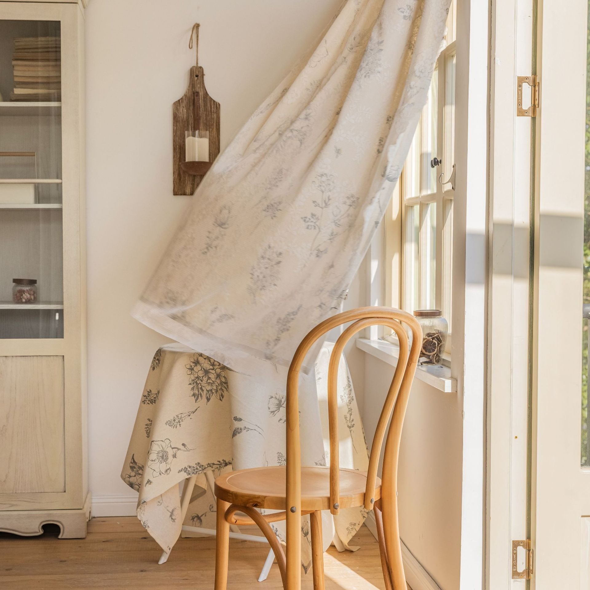 Symphony Dual-Layer Curtain