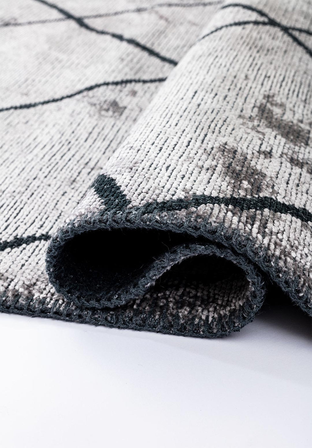 Moroccan Matte Black - Light Grey Rug