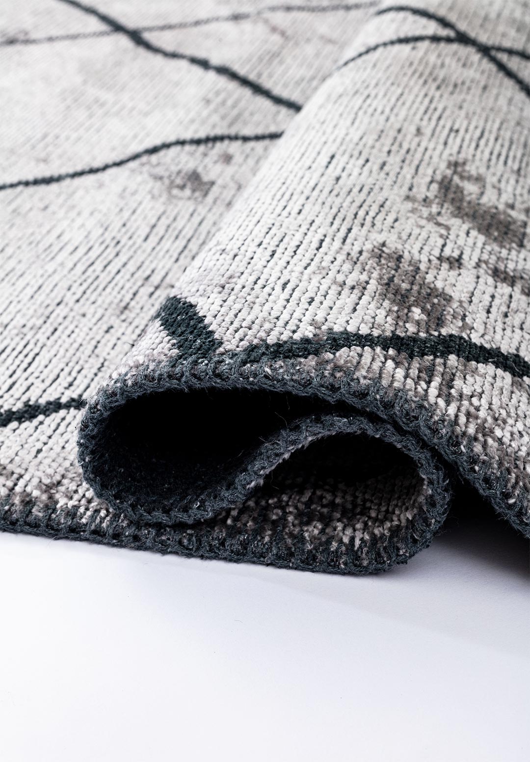 Moroccan Matte Black - Light Grey Rug