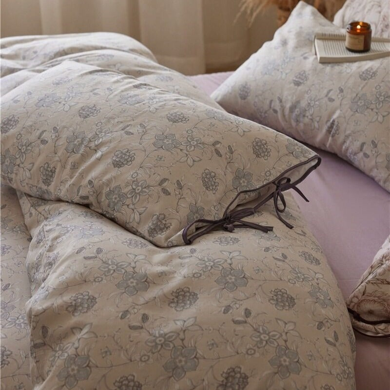 Soft Blue Botanical Bedding Set