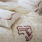 Crisp White Spot Bedding Set