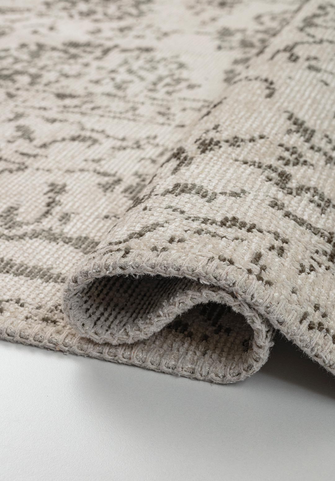 Classy Khaki - Ecru Rug
