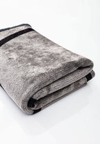 Signature Black - Light Grey Rug