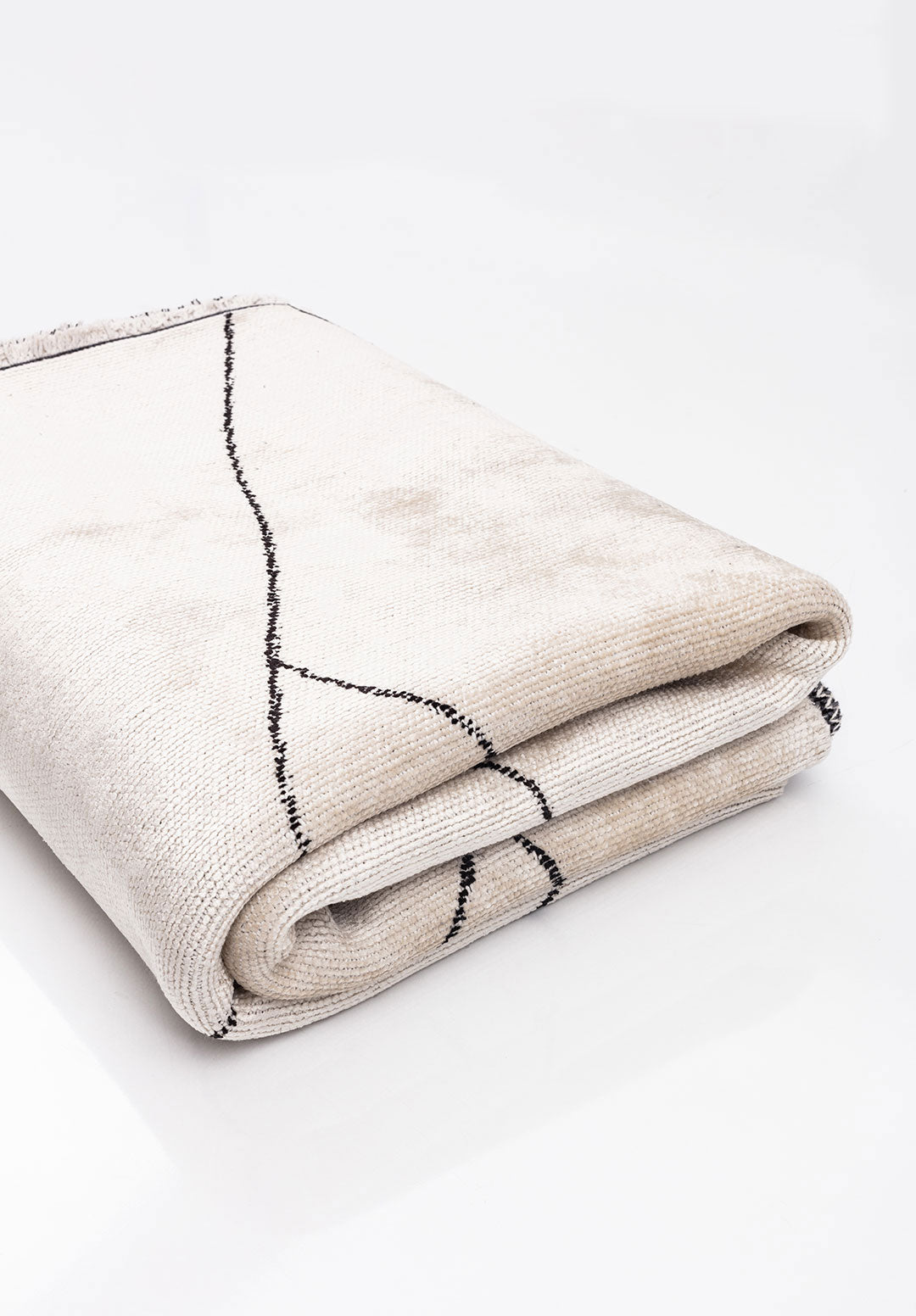 Bohemian Black - Ecru Rug