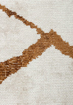 Wave Cacao - White Rug