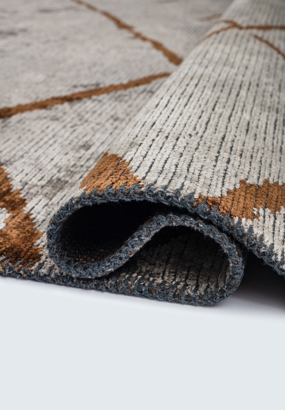 Wave Cacao - Cream Rug