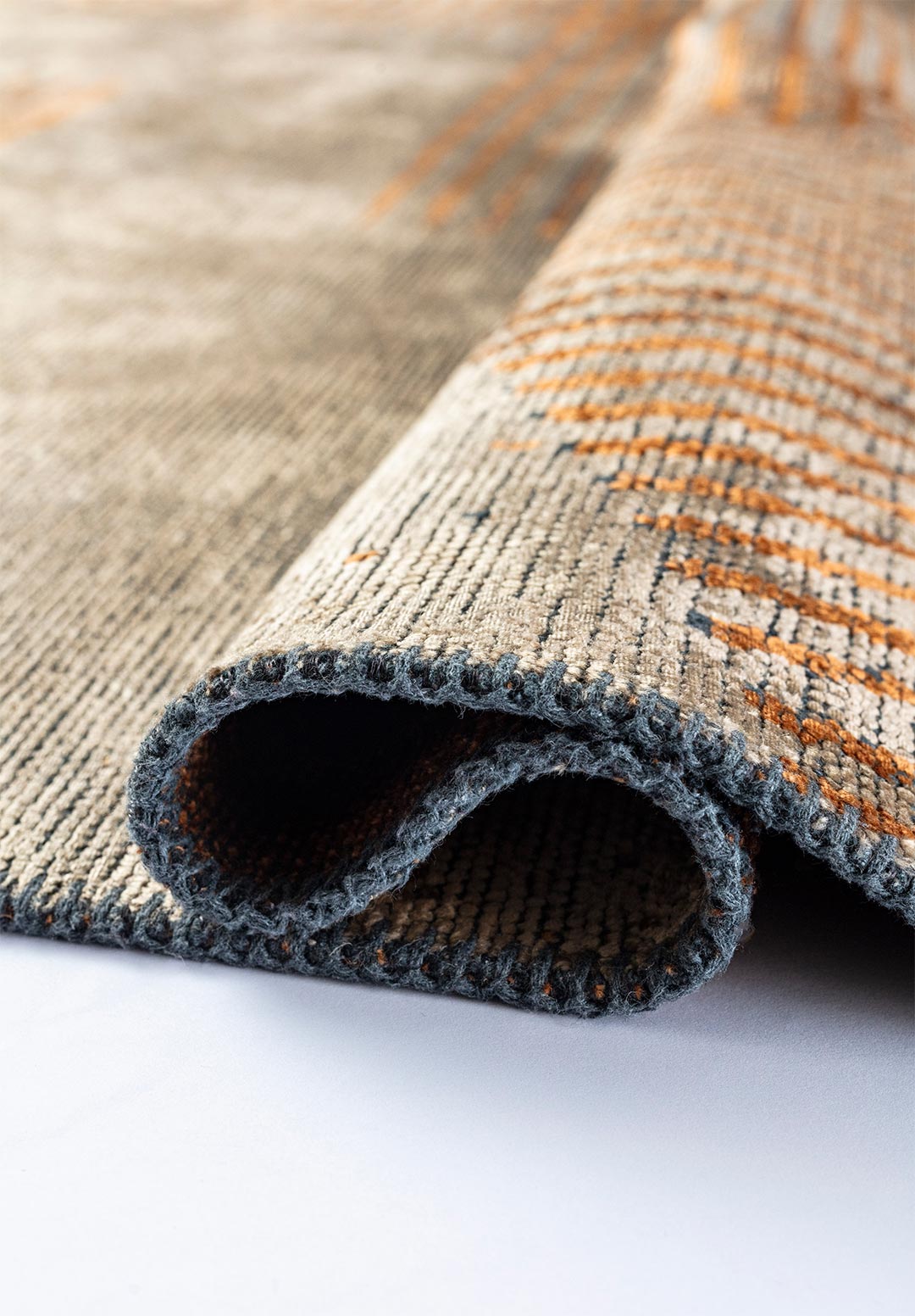 Matrix Dark Beige - Terra Rug