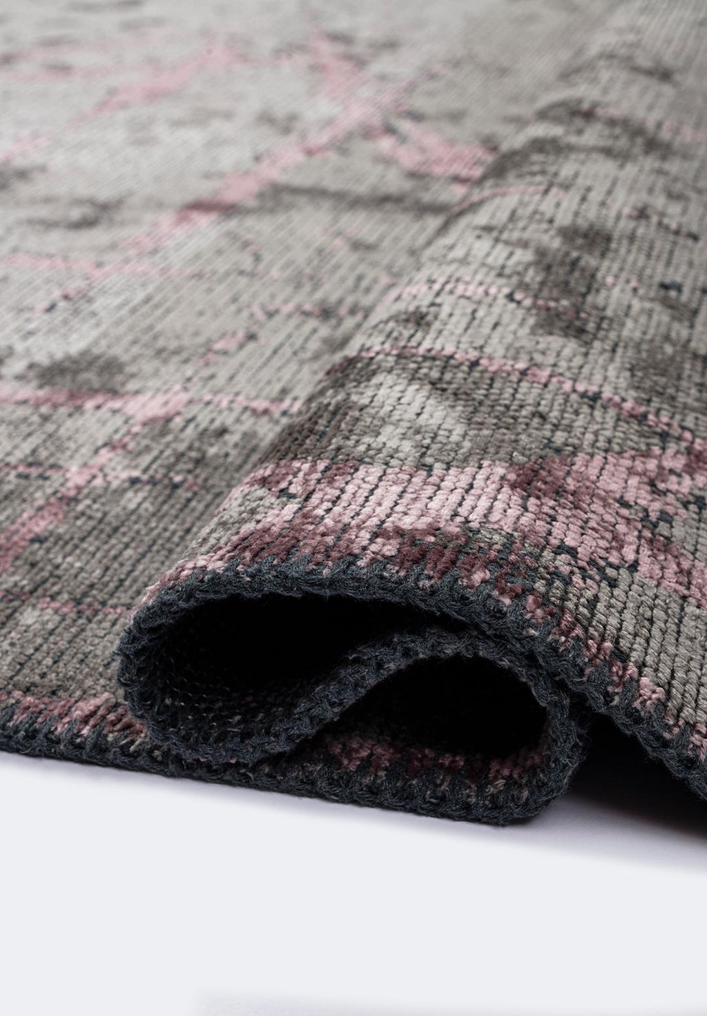 Crack Damson - Grey Rug