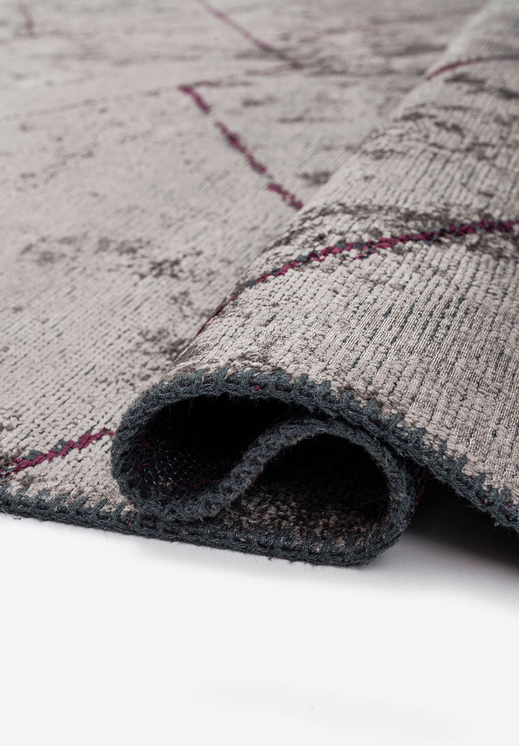 Spider Dark Damson - Dark Grey Rug