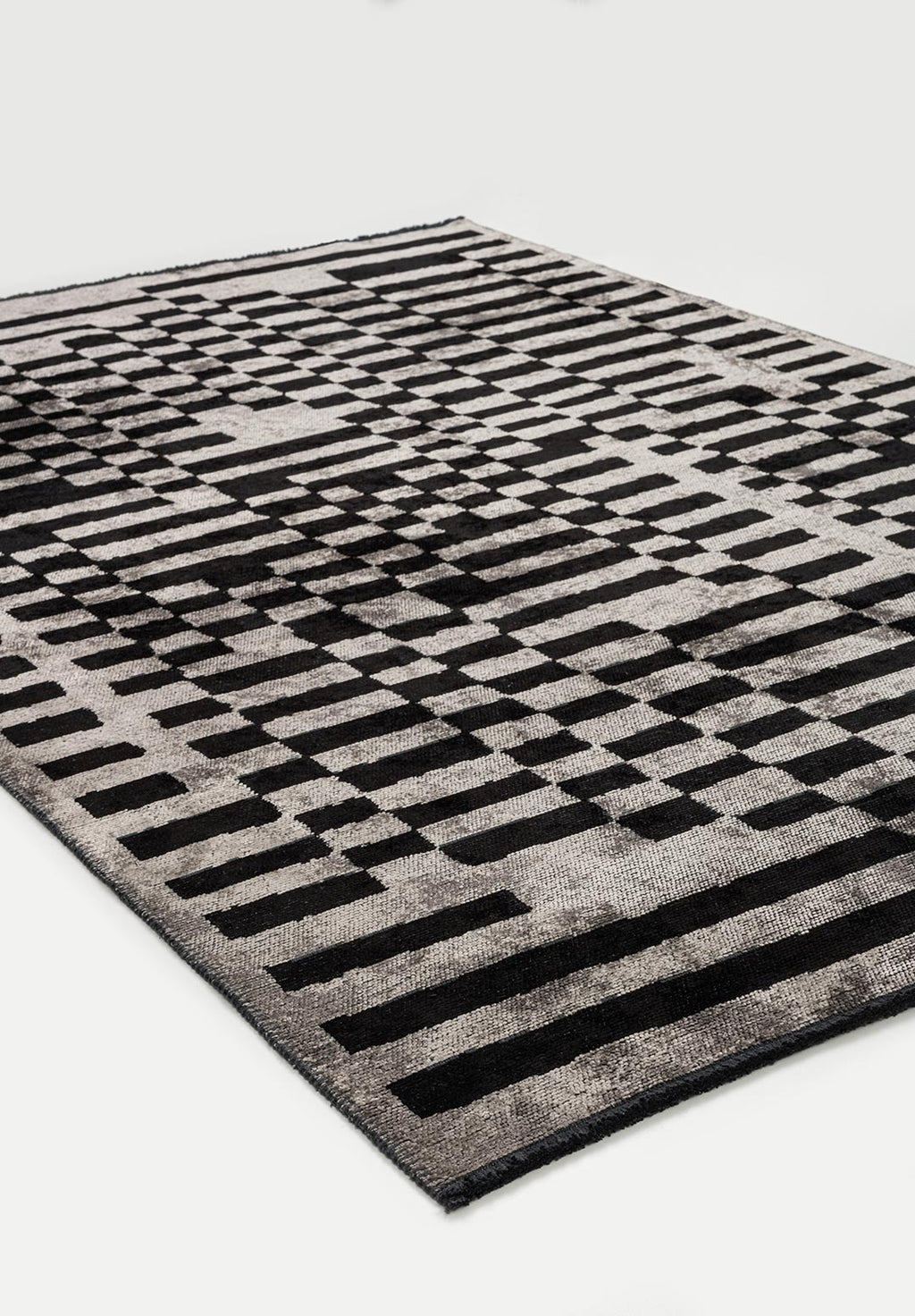 Domino Black - Cream Rug