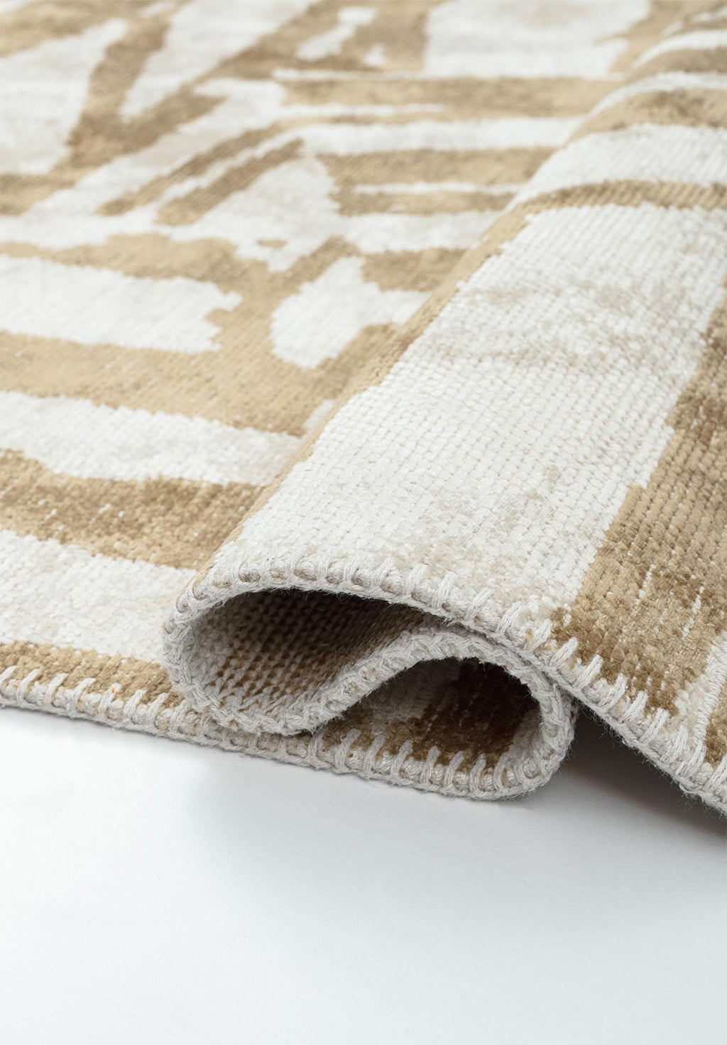 Graffiti Dark Beige - Ecru Rug