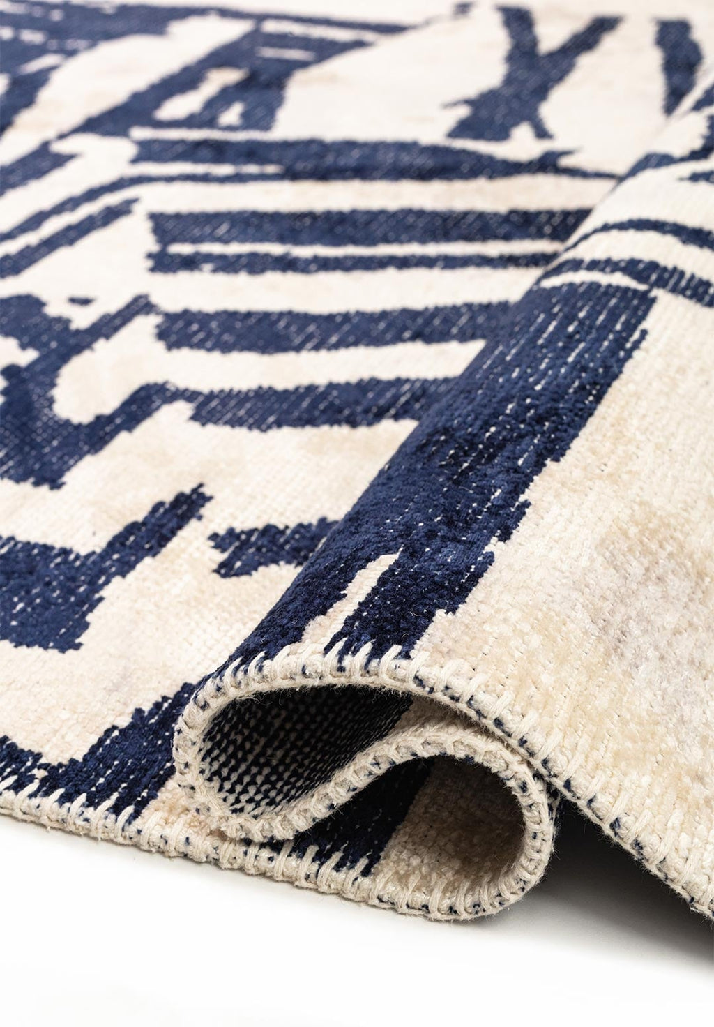 Graffiti Dark Navy - Ecru Rug