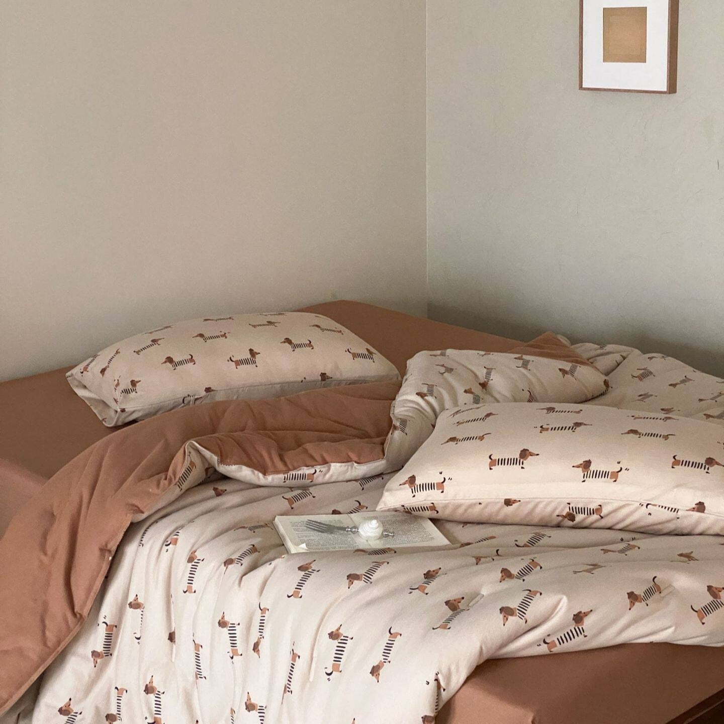 Gentle Dachshund Summer Quilted Blanket
