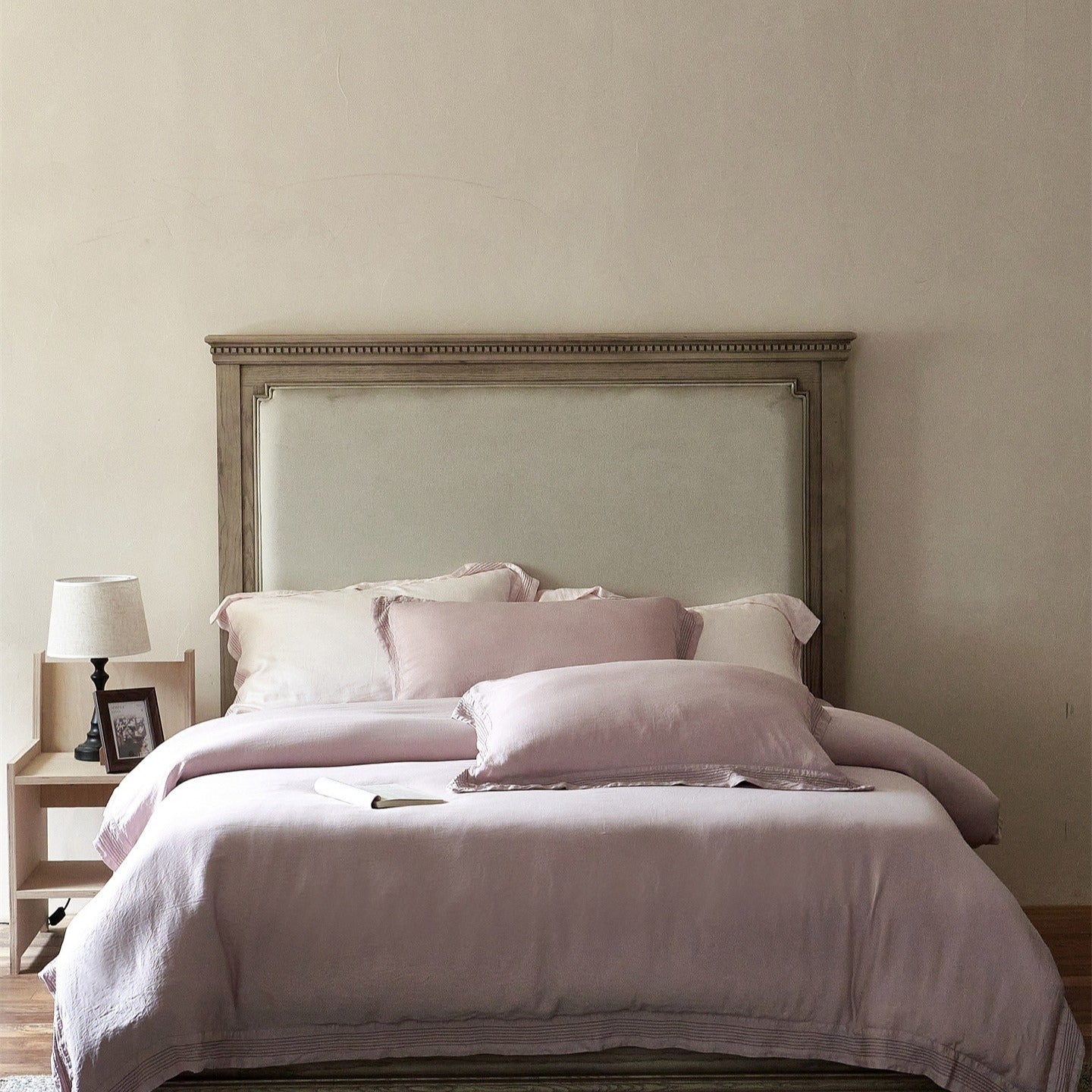 Dreamline Stitch Lyocell Bedding Set