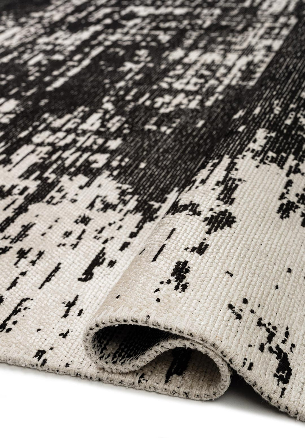 Fog Black - Ecru Rug