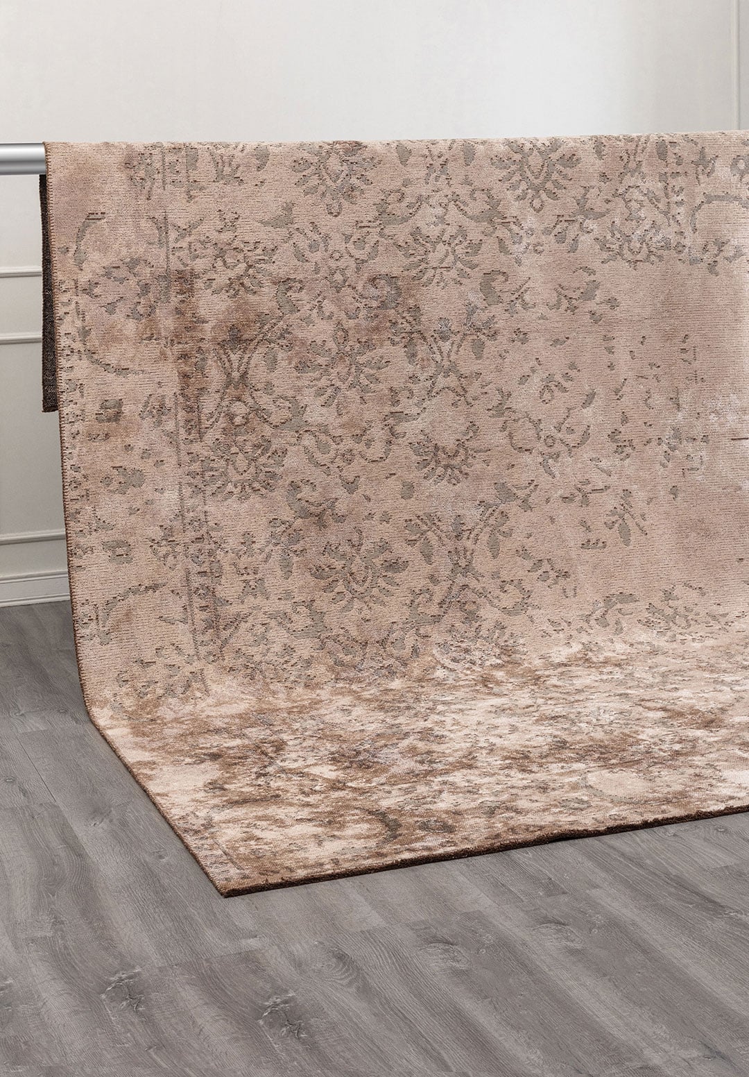 Eloria Grey - Light Cream Rug