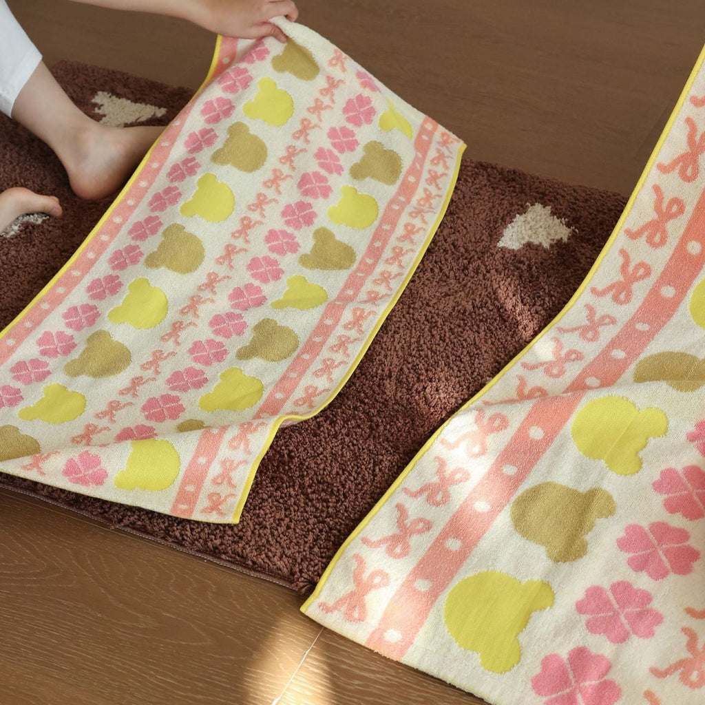 Bear And Clover Towel Collection