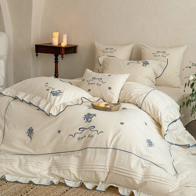 Simple Life Floral Bedding Set