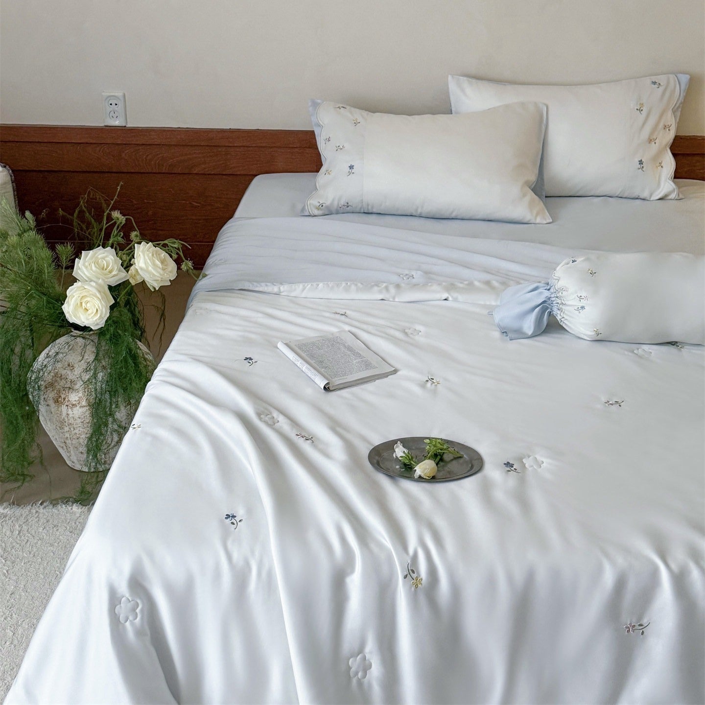 Mini Bloom Lyocell Summer Quilted Blanket