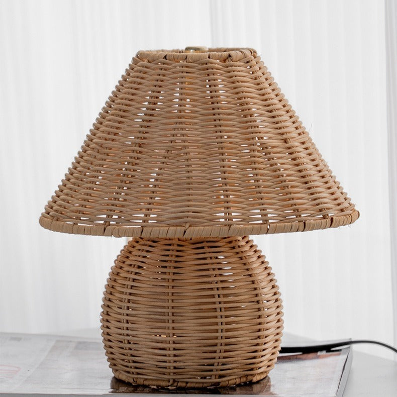 Cottage Rattan Glow Lamp