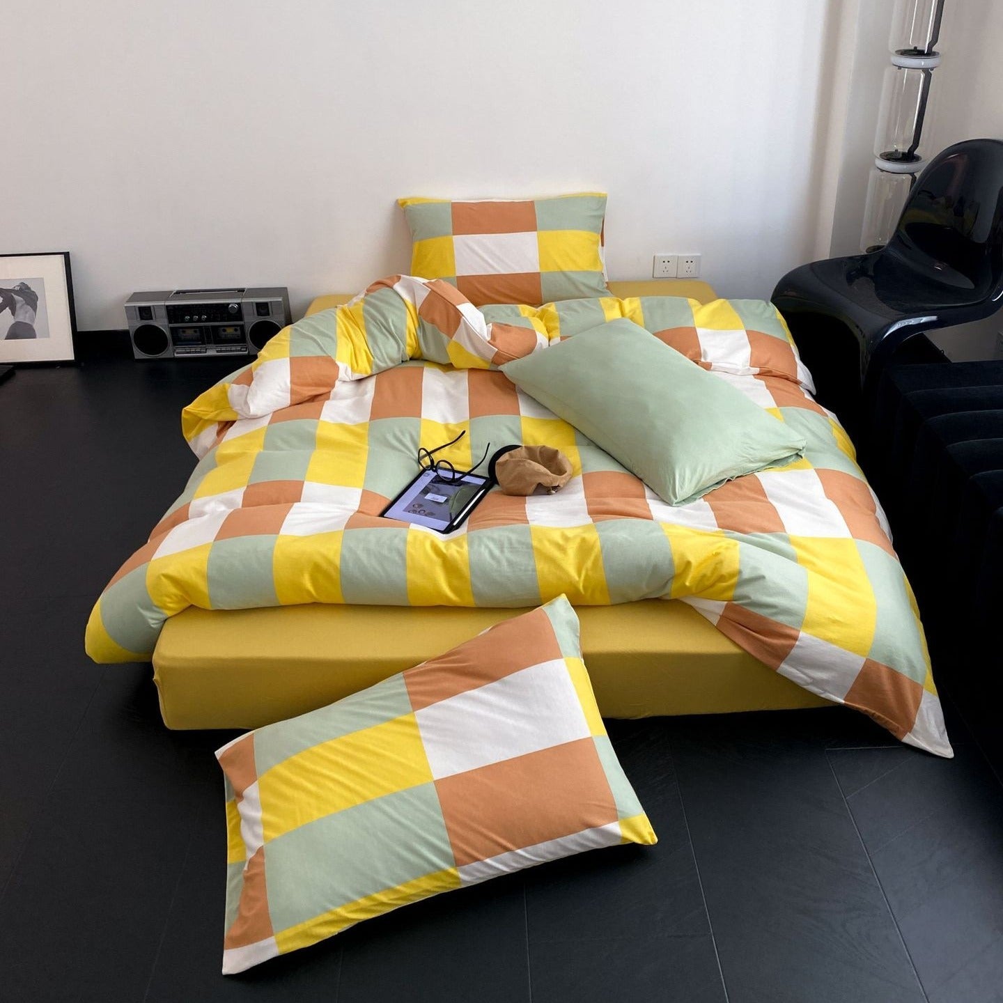 Funky Checkered Bedding Set
