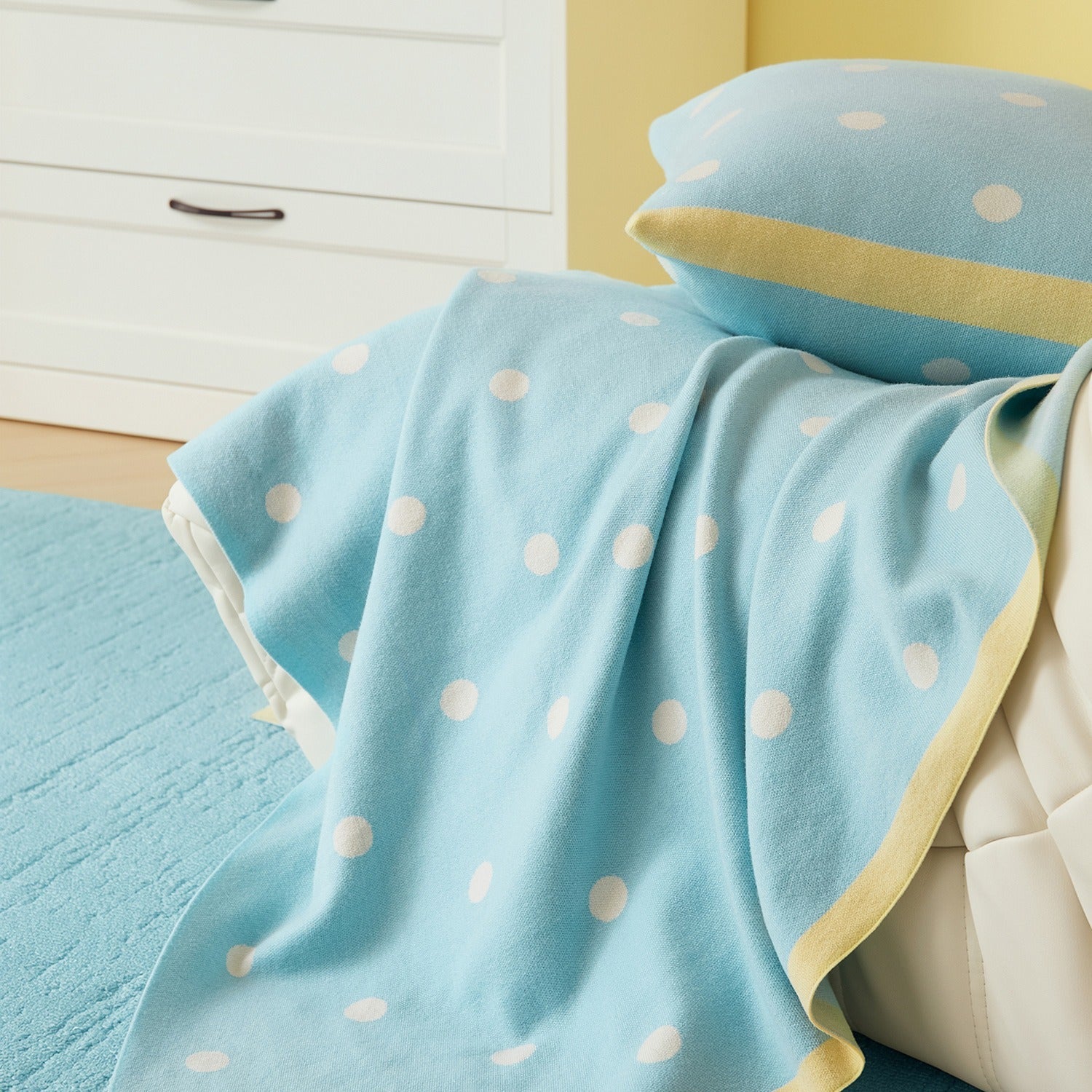 Dot Breeze Throw & Cushion