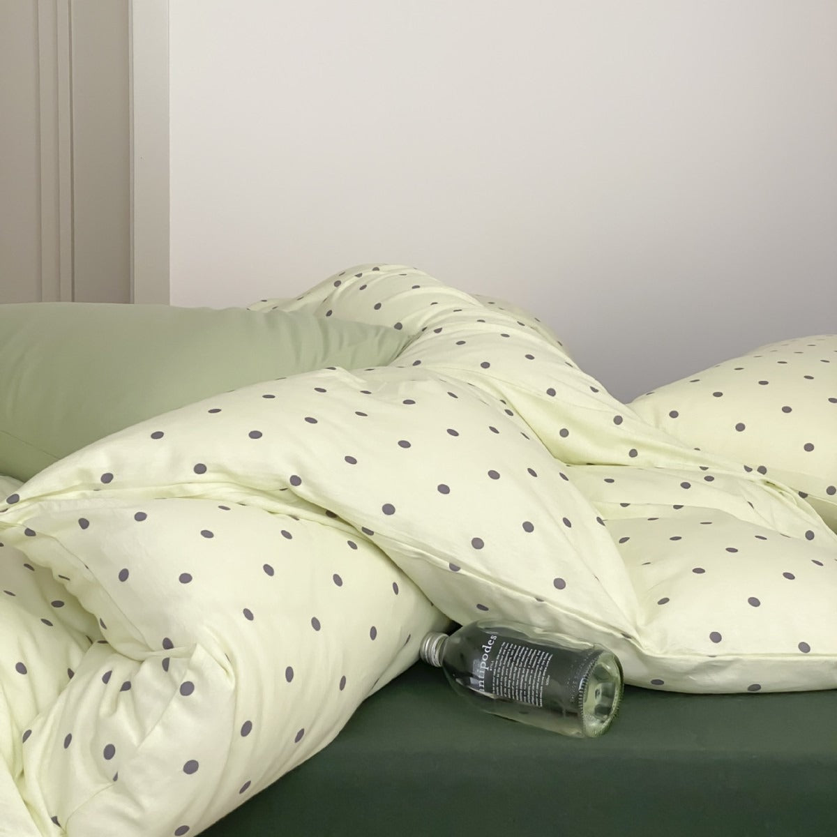 Mini Polka Dots Bedding Set