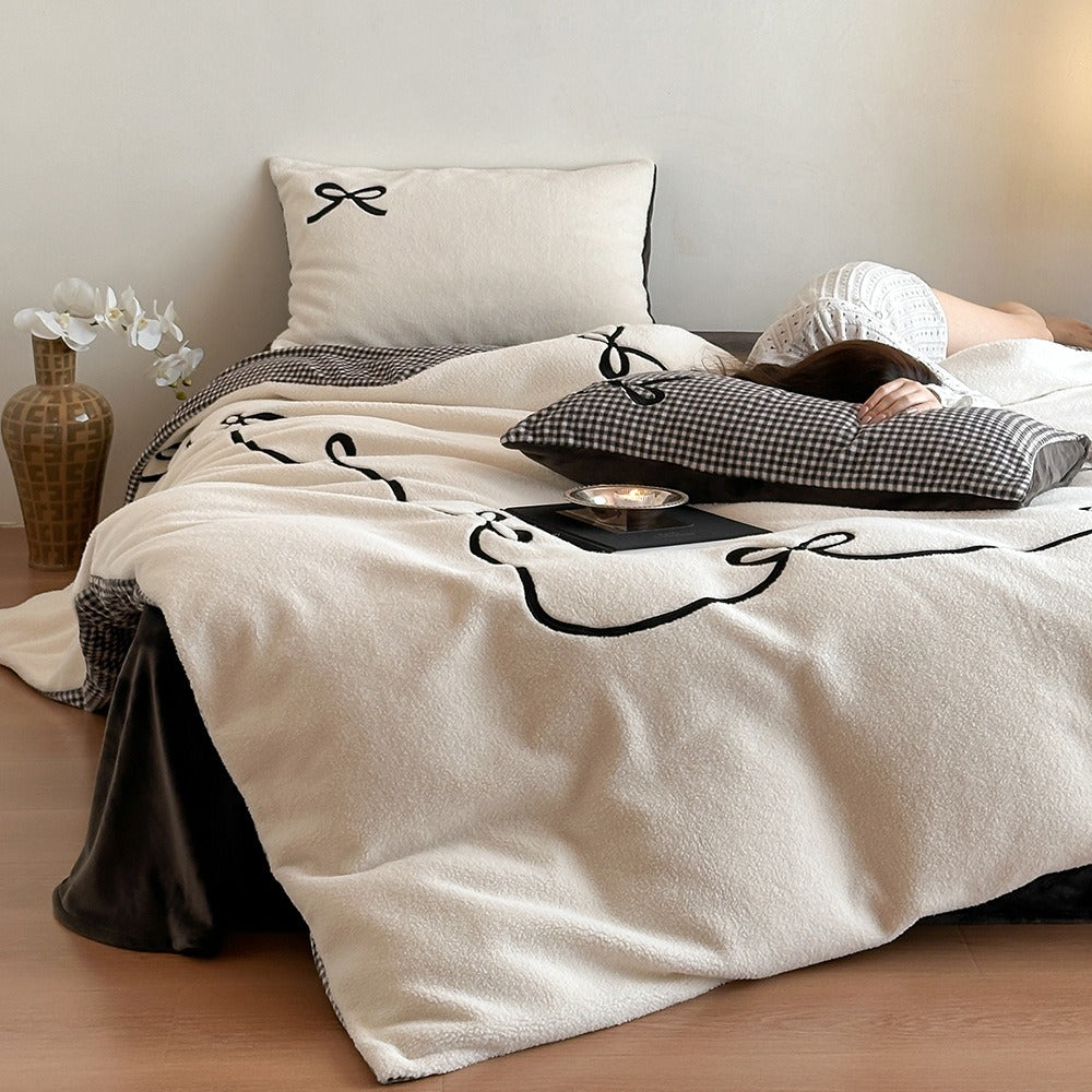 Ribbon Letter Fluffy Bedding Set