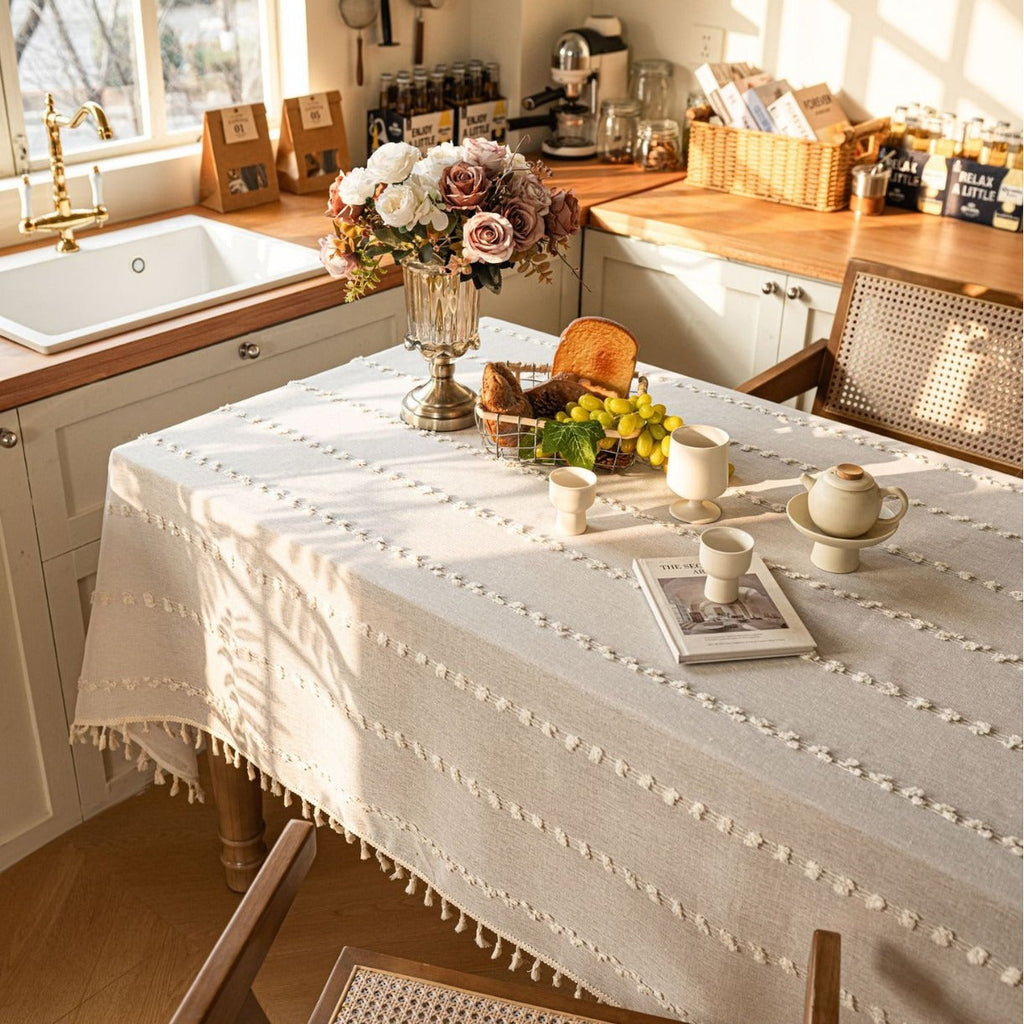 Farmhouse Pom Pom Tassel Tablecloth
