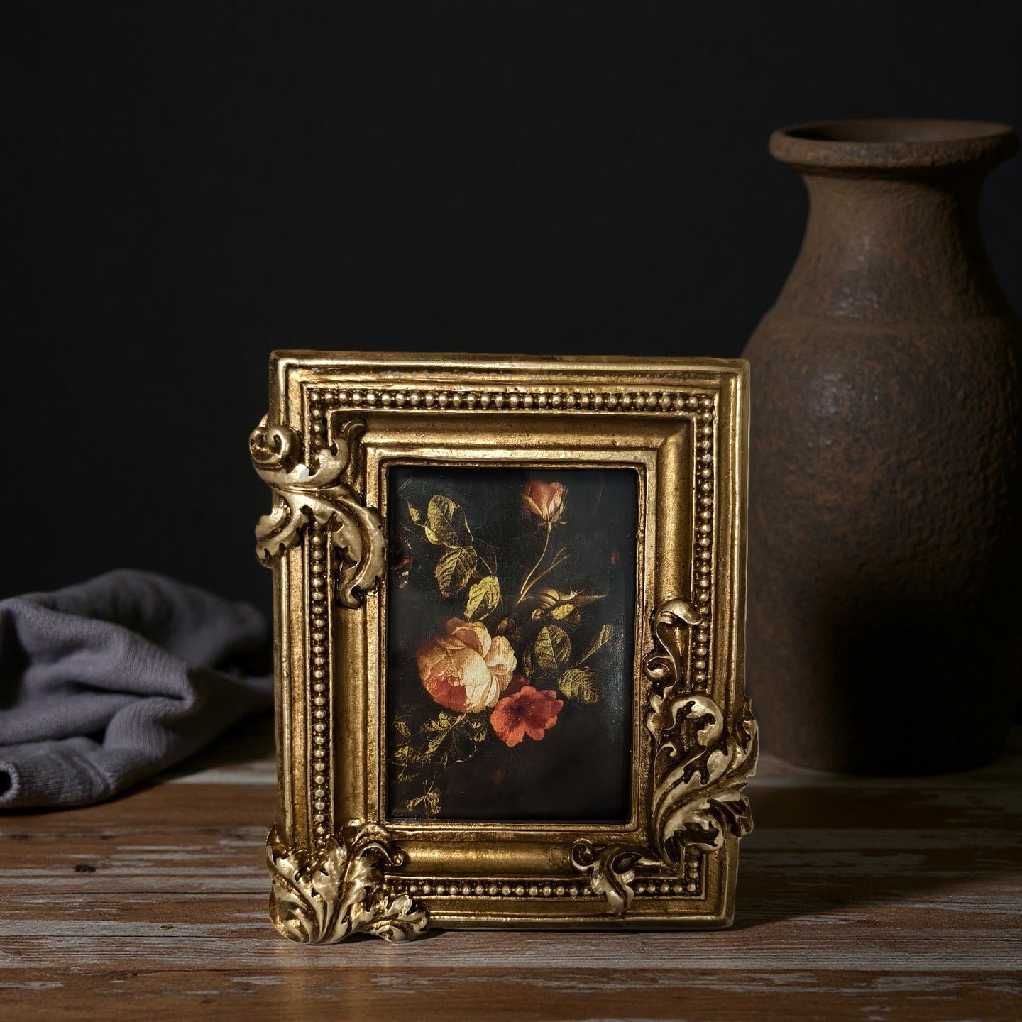 Ornate Scroll Frame Set