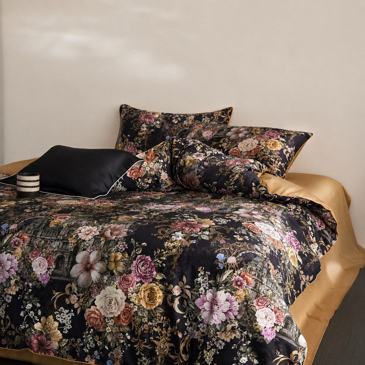 Cyria Midnight Garden Floral Egyptian Cotton Bedding Set