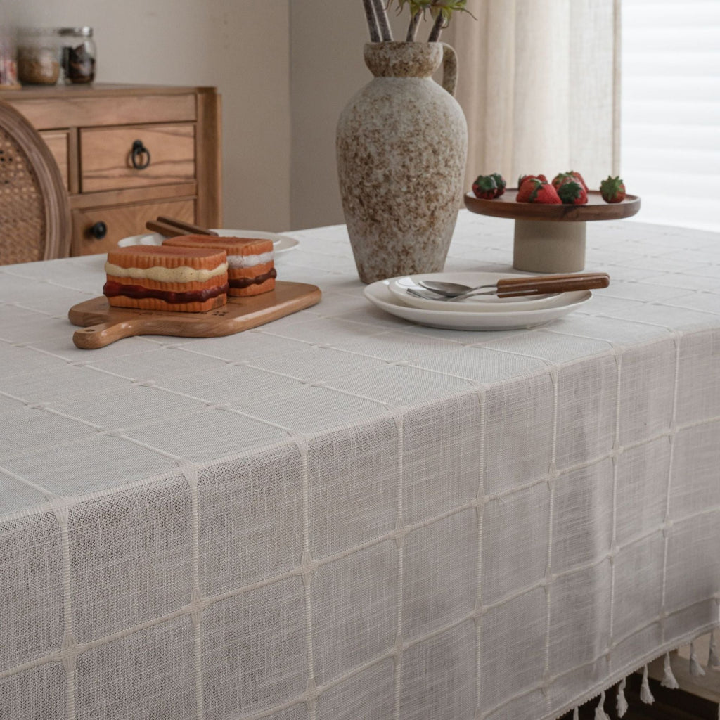 Farmhouse Lattice Tablecloth