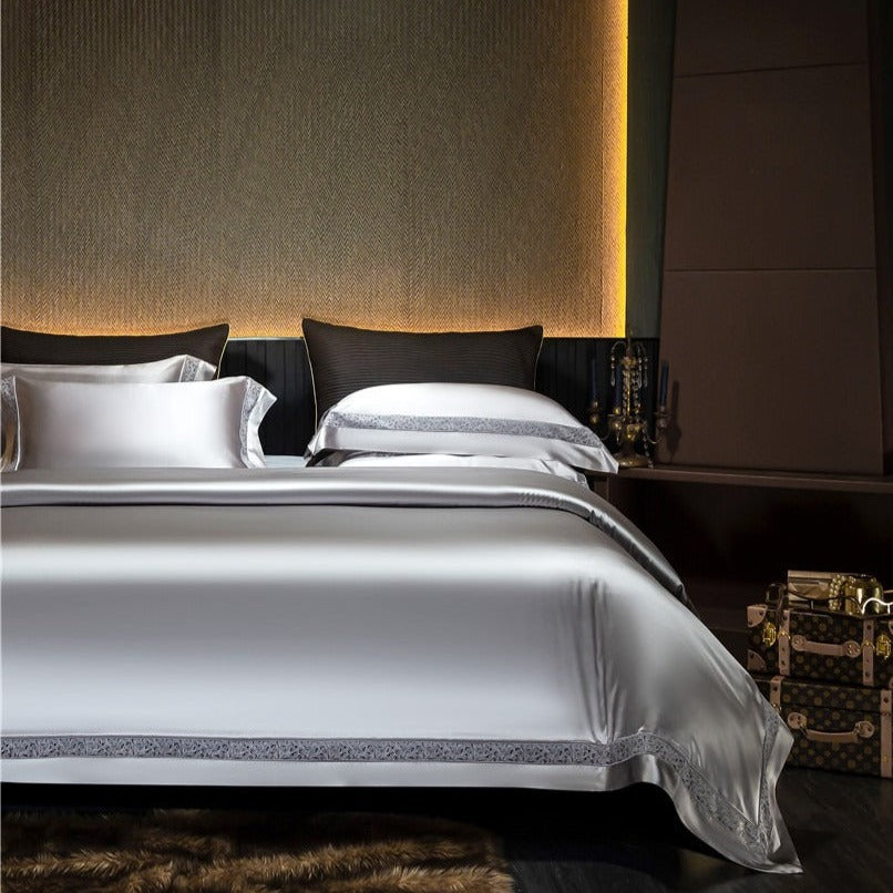Willa Silver Modern Egyptian Cotton Satin Bedding Set