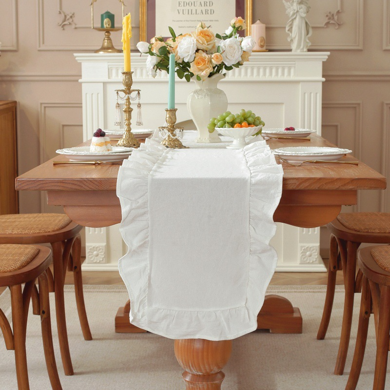 Sweet Ruffle Table Runner