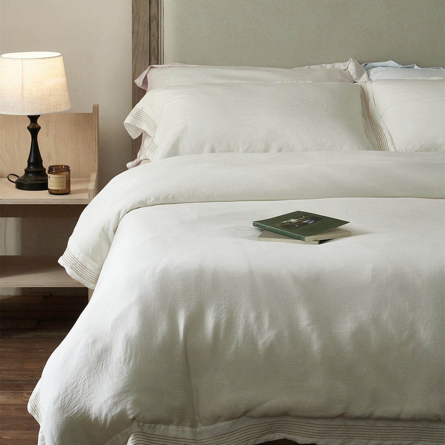 Dreamline Stitch Lyocell Bedding Set