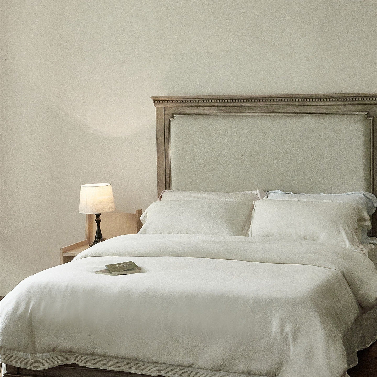 Dreamline Stitch Lyocell Bedding Set