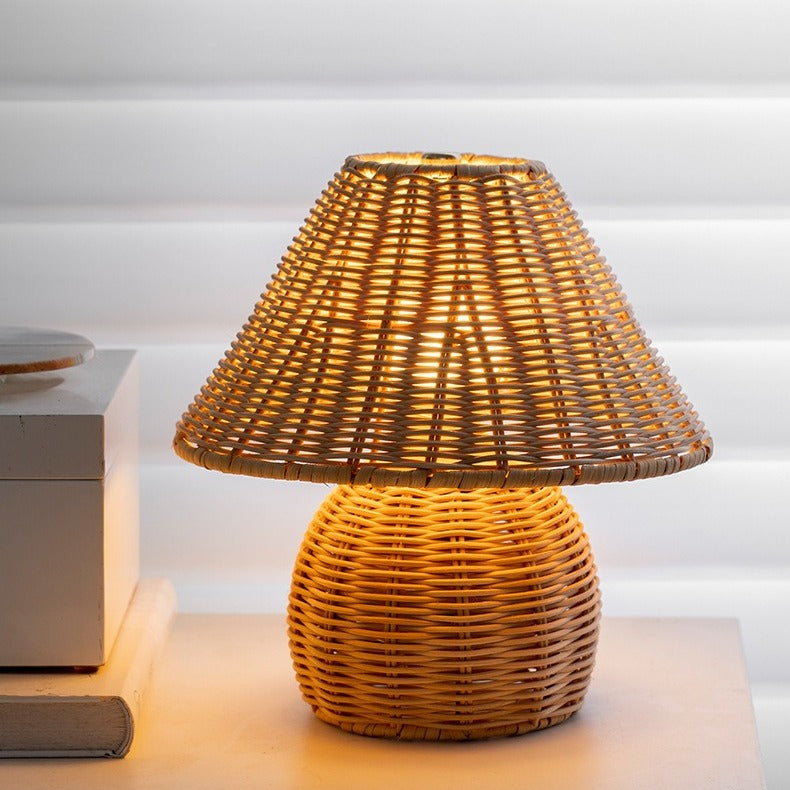 Cottage Rattan Glow Lamp