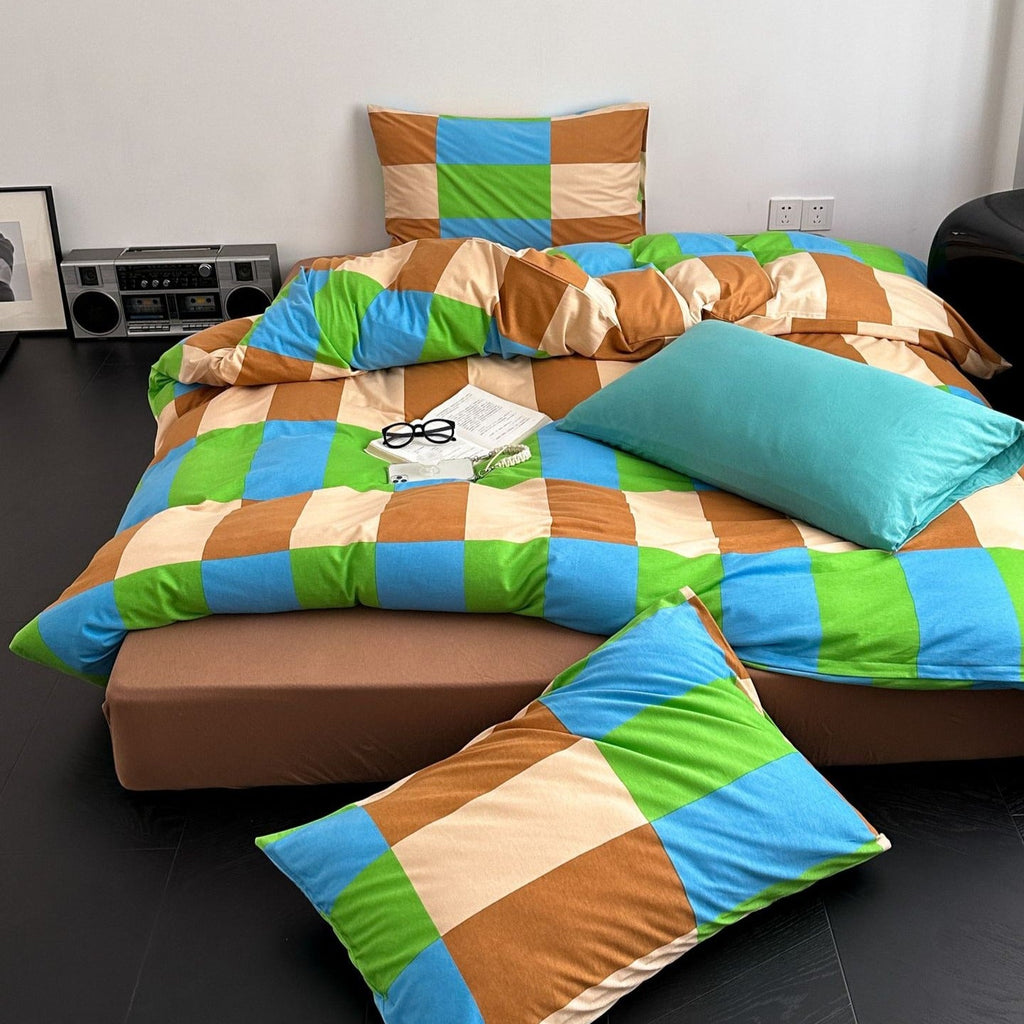 Funky Checkered Bedding Set